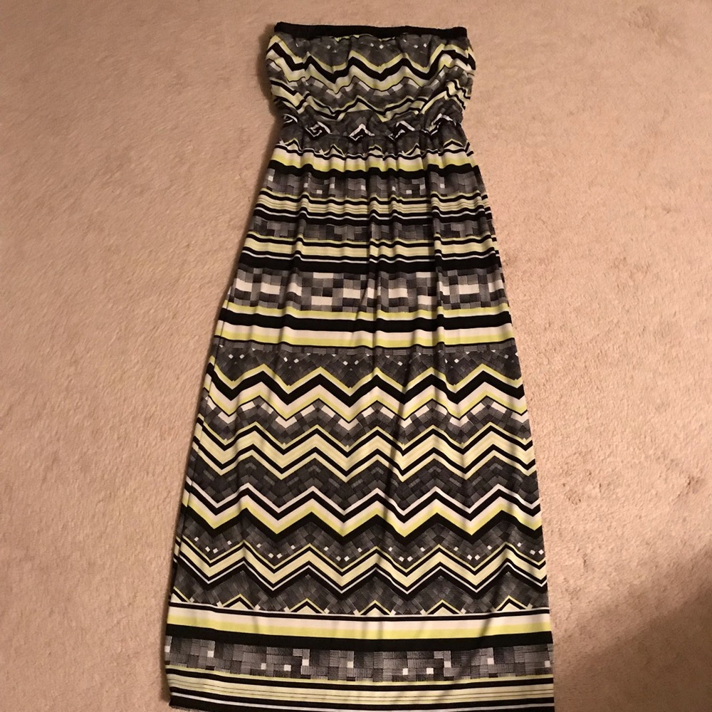 Strapless dress